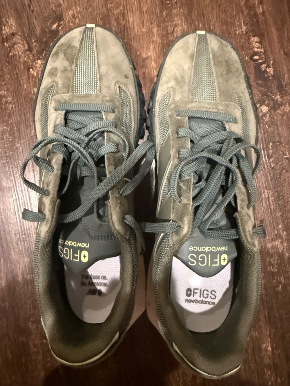 FIGS x New Balance Men's Olive moss Green Suede Sneakers, 11.5 men’s. Great cond - Picture 10 of 11